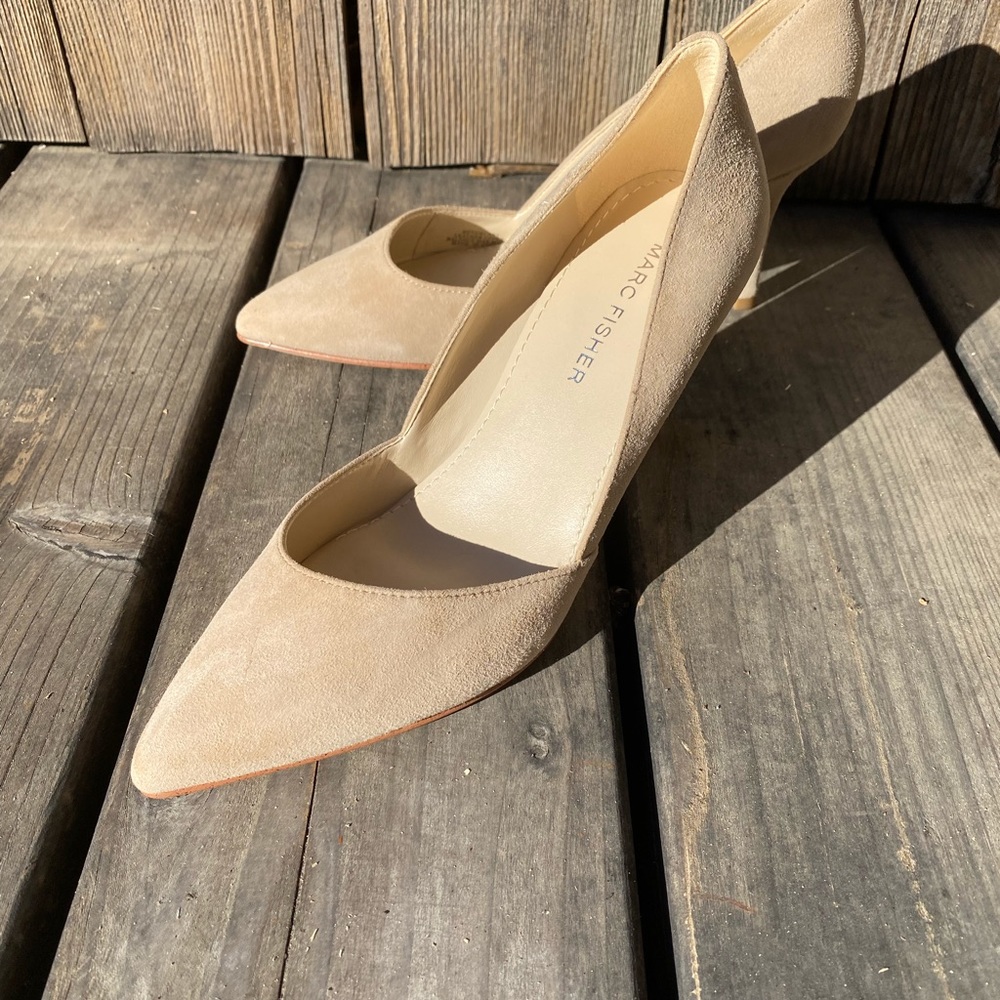 Marc Fisher beige suede pumps, 3” heel, size 5.5; never worn